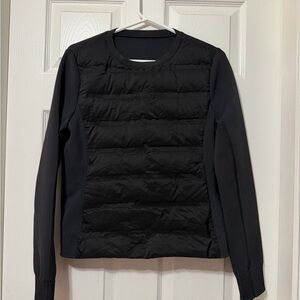 Lululemon athletica down and around crew size 6 euc